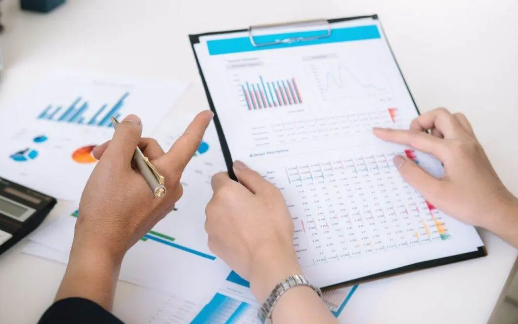 Can A Bookkeeper Prepare Financial Statements? 4 why are financial statements important - Intrepidium Consulting